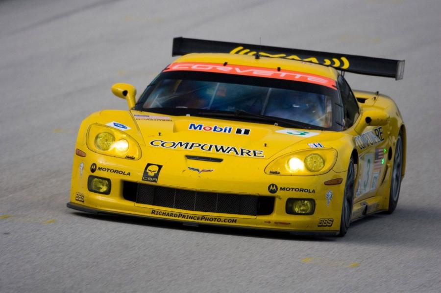  Chevrolet Corvette R 2007 года  (фото 1 из 24)
